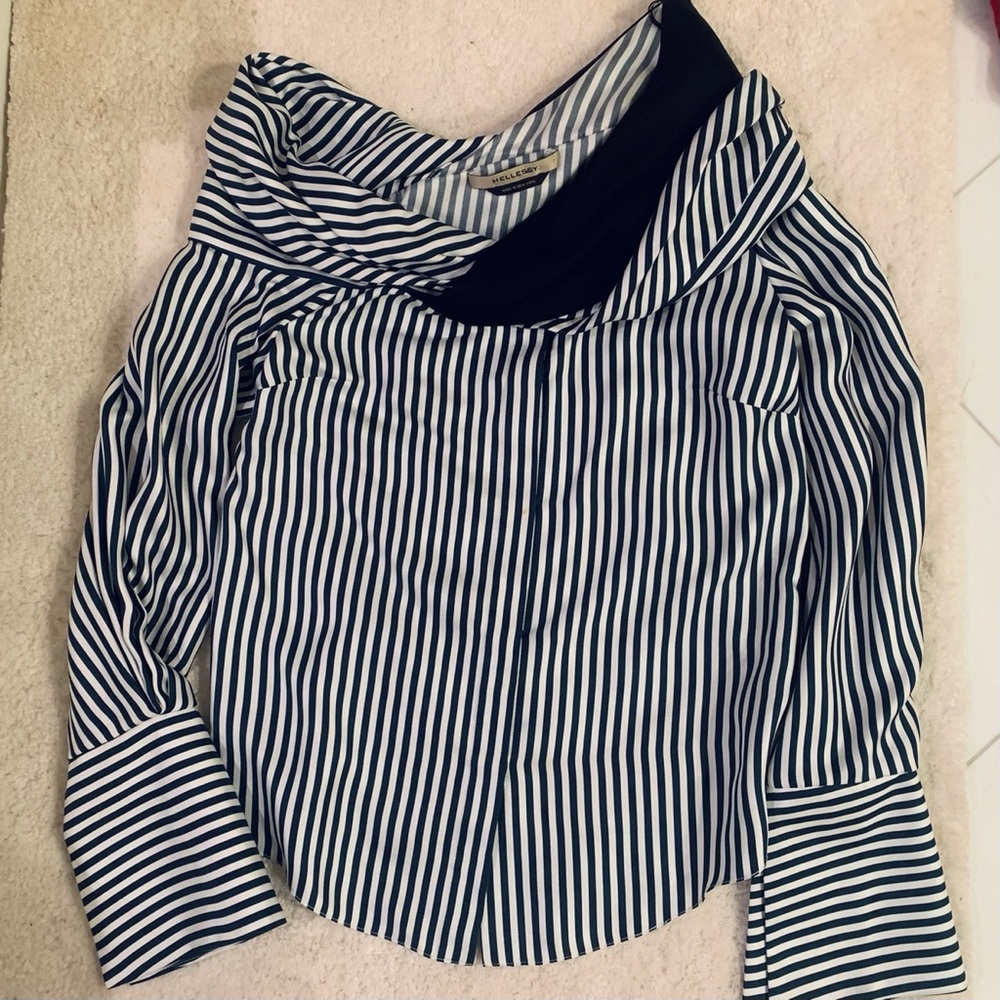 HELLESSY Open Shoulder Blouse
